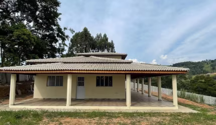Chácara para Venda em Pedra Bela, zona rural, 3 dormitórios, 1 suíte