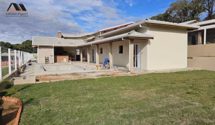 Chácara Condomínio para Venda em Pinhalzinho, centro, 3 dormitórios, 3 suítes, 4 banheiros, 1 vaga