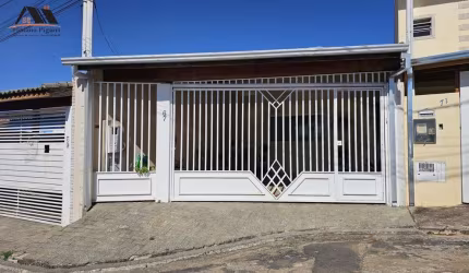 Casa para Venda em Pinhalzinho, centro, 2 dormitórios, 1 suíte, 2 banheiros, 2 vagas