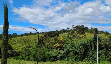 “Condomínio Ecoville' Av. Santana. Imagina você morar no melhor lugar do mundo em Atibaia, “Condomínio Ecoville' De frente para a Pedra Grande. Vila Giglio, 360m², 540K segurança 24 horas.