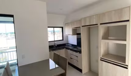 Apartamento semi-mobiliado com 2 dormitórios à venda em Tijucas-SC