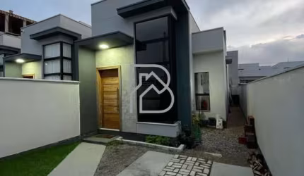 Casa mobiliada à venda com 2 dormitórios sendo 1 suíte