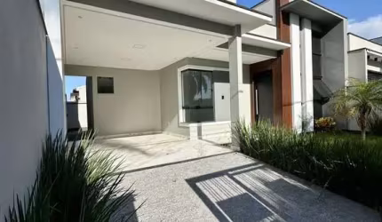 Casa à venda em Tijucas