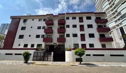 Apartamento 1 dormitório com sacada e vista mar