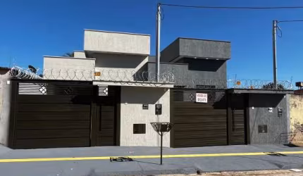 Vendo 2  Casa Térrea,  Mansões Paraíso, Aparecida de Goiânia codigo: 120188