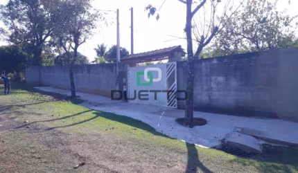 Venda - Chácara - Residencial Vale dos Lírios  - Nova Odessa - SP