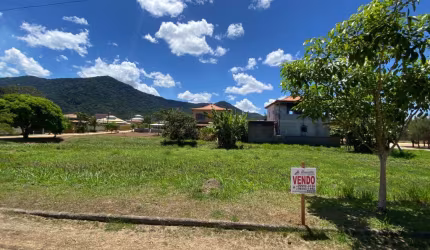 Terreno em frente ao mar de Jaconé Paz e tranquilidade...