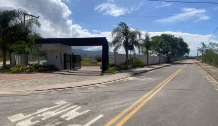 Lote 450m² praia de Jaconé, Maricá.
