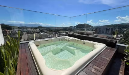 Cobertura com 130,54m² mobiliada à venda no bairro Santo Antônio em Joinville