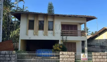 Casa à venda, 2 quartos, 1 suíte, 2 vagas, Czerniewicz - Jaraguá do Sul/SC