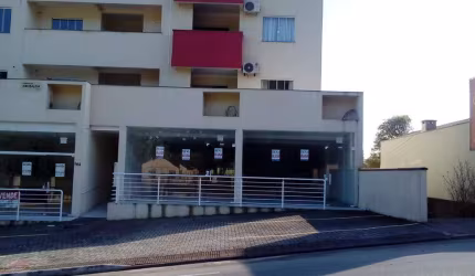 Sala Comercial à venda, 1 vaga, Barra do Rio Cerro - Jaraguá do Sul/SC