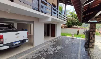 Casa à venda, 3 quartos, 1 suíte, Jaraguá 99 - Jaraguá do Sul/SC