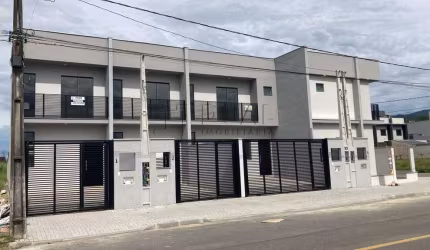 Geminado à venda, 2 quartos, 1 suíte, 2 vagas, Três Rios do Norte - Jaraguá do Sul/SC
