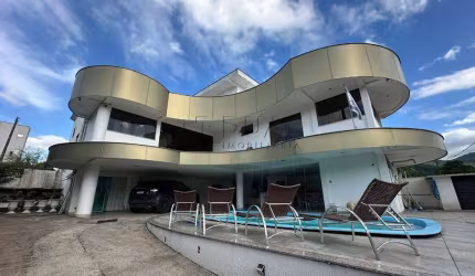 Casa à venda, 2 quartos, 1 suíte, 4 vagas, Vila Lalau - Jaraguá do Sul/SC
