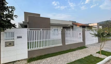 Casa com 158,70m² no Rio Cerro II em Jaraguá do Sul/SC
