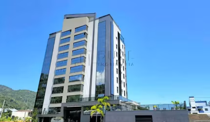 Exclusividade e Sofisticação em 233m² Privativos – Próximo ao Centro