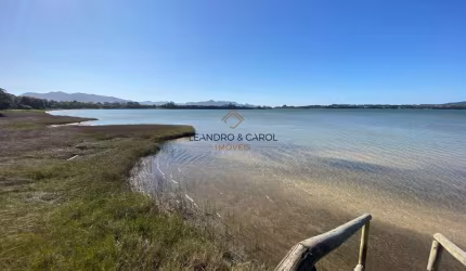 CASA NA LAGOA