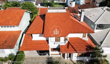 Casa 4 Quartos com Piscina - Córrego Grande