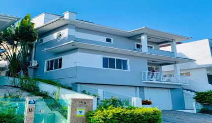 Casa 3 Quartos com 3 Suítes - Pedra Branca