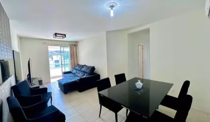 Apartamento Amplo à venda no bairro Kobrasol em São José/SC