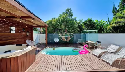 Casa 4 Quartos com Piscina - Jurerê