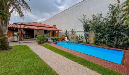 Casa com 4 dormitórios à venda, 296 m² por R$ 980.000,00 - Perdizes - Piracicaba/SP