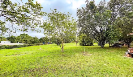 Chácara com 3 dormitórios à venda, 6000 m² por R$ 490.000,00 - Limoeiro - São Pedro/SP