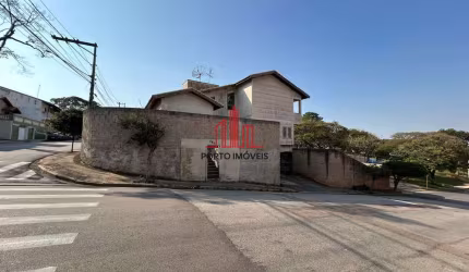 CASA À VENDA NO CENTRO DE  BOITUVA/SP