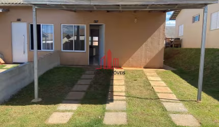 Casa à venda no condomínio Village Golden no bairro Jardim Primavera, em Boituva
