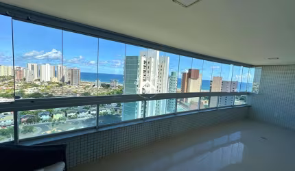 Imperdível oportunidade de adquirir apartamento de luxo em Patamares, Salvador-BA: 4 quartos, 3 suítes, 4 banheiros, 3 vagas e 165m².