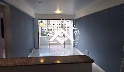 Apartamento à venda em Salvador-BA: 2 quartos, 1 suíte, 1 sala, 3 banheiros, 1 vaga, 72m² no Imbuí. Invista já!