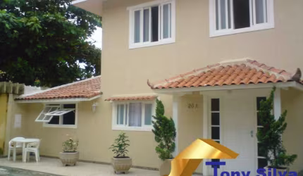 LINDA CASA PERTINHO DA RODOVIARIA