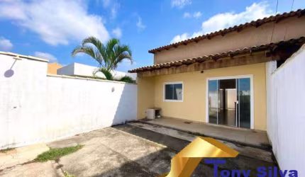 CASA EM CONDOMINIO