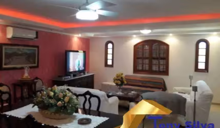 Excelente oportunidade casa no balneário 5 dormitórios!