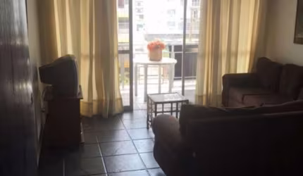 Apartamento a 100 metros da Praia do Forte em Cabo Frio com vista mar!!!