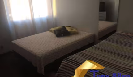 CASA em CONDOMINIO com ótima localização