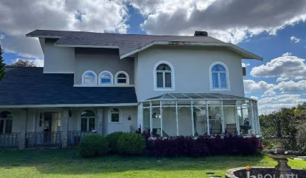 Chácara com 4 dormitórios à venda, 45119 m² por R$ 9.500.000,00 - Vila São José - Colombo/PR