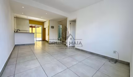 Casa para Locação em Bragança Paulista, Residencial Quinta dos Vinhedos, 3 dormitórios, 2 suítes, 1 banheiro, 2 vagas