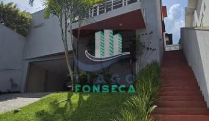 Sobrado Triplex à venda no Condomínio Real Park - Vila Oliveira