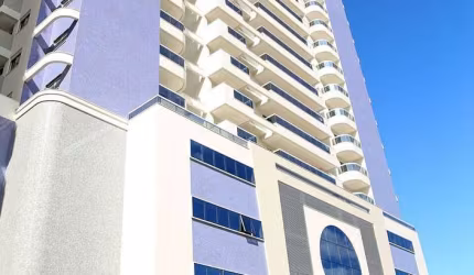 Apartamento à venda no bairro Campinas em São José/SC