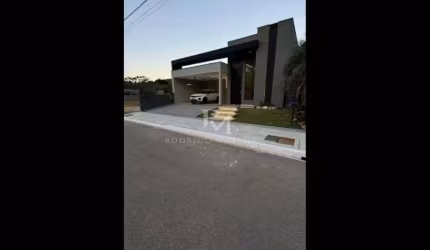Casa 3 Suítes no bairro Sertão do Maruim em São José/SC