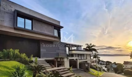 Casa 3 Suítes, Piscina - Cacupé, Florianópolis/SC
