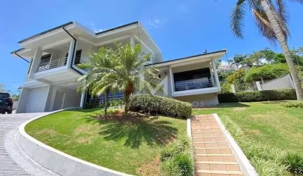 Casa 3 Suítes e Piscina - Bosque das Mansões, São José-SC