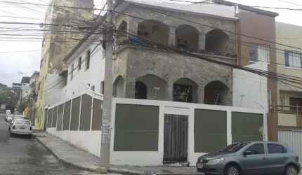 Casa para Venda em Salvador, Pituba, 3 dormitórios, 1 suíte, 2 banheiros, 3 vagas