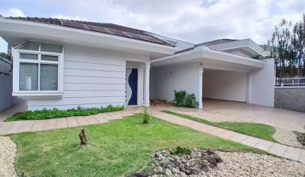 Casa no bairro América com 4 dormitórios sendo uma suíte com closet
