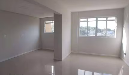 Sala comercial para aluguel com 60m² na Av. Santos Dumont no bairro Bom Retiro por R$2.300,00 + taxas