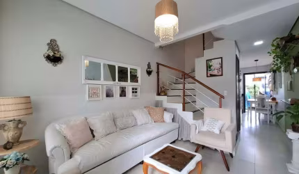 Sobrado Geminado à venda, 2 quartos, 2 vagas, Aventureiro - Joinville/SC