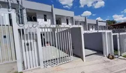 Casa com 2 quartos - 2 suítes - 2 vgs. - R$ 475K - Planalto