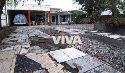 Casa com 3 dormitórios à venda, 250 m² por R$ 2.900.000,00 - Praia dos Amores - Balneário Camboriú/SC