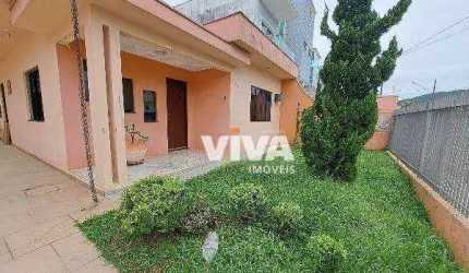 Casa com 3 dormitórios à venda, 200 m² por R$ 900.000 - Dom Bosco - Itajaí/SC